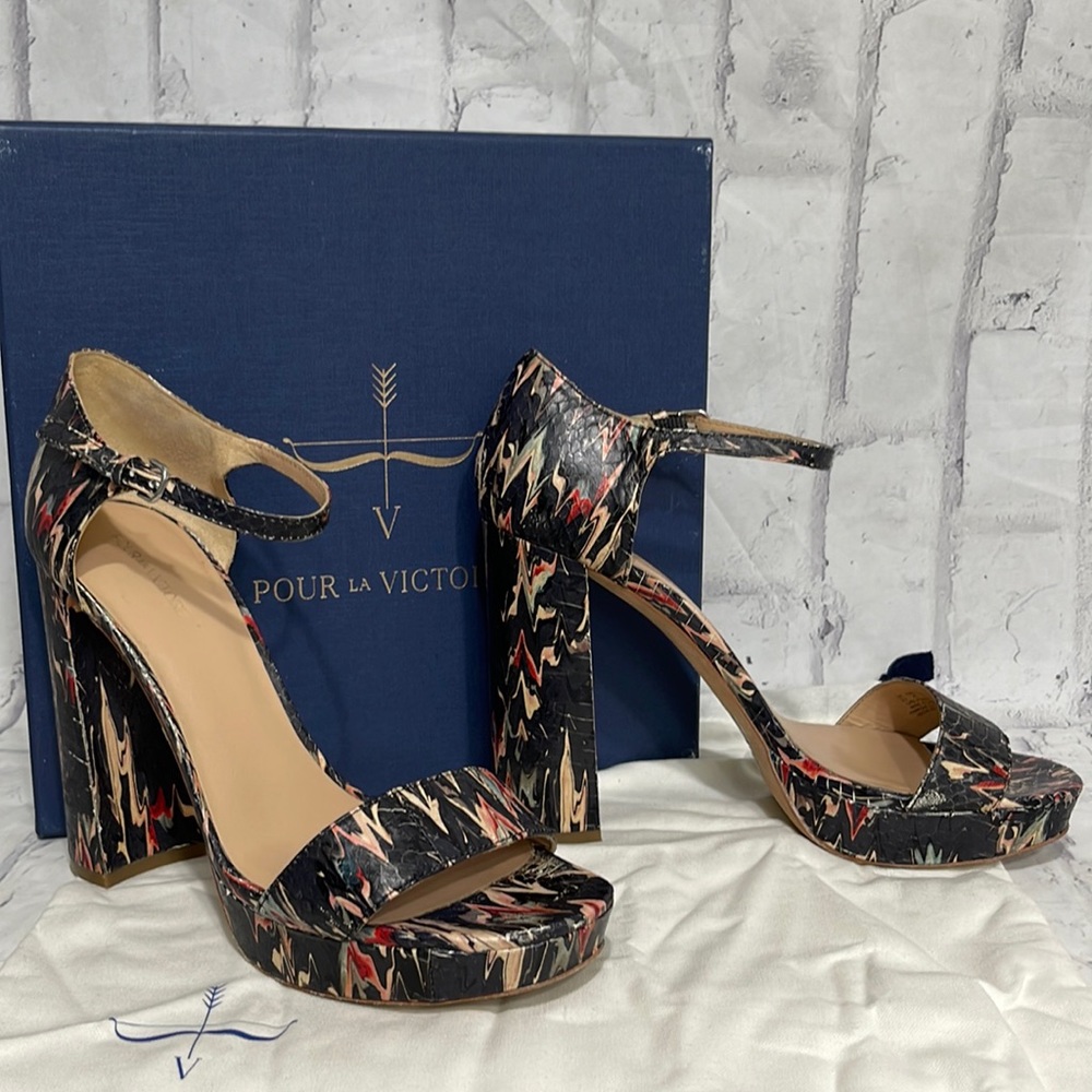 Pour La Victoire Platform Sandals Yvette Leather Snakeskin Multicolor Size 9.5